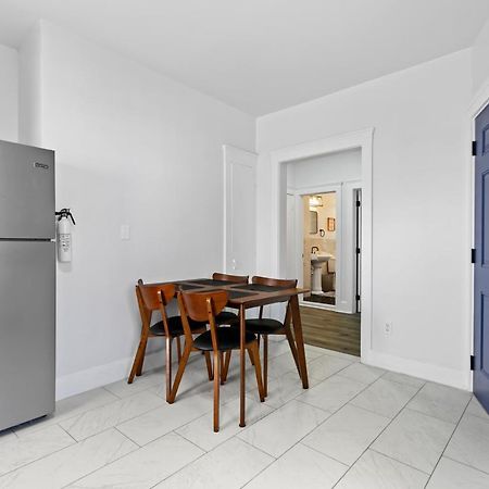 Casa Soleada In East Rock Near Dt And Yale Som With Free Parking And King Bed Apartment นิวเฮฟเวน ภายนอก รูปภาพ